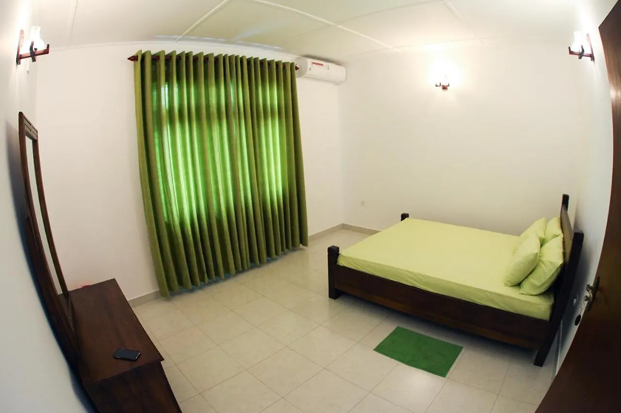 12 B Lewella Road, Kandy. Holiday home Kandy