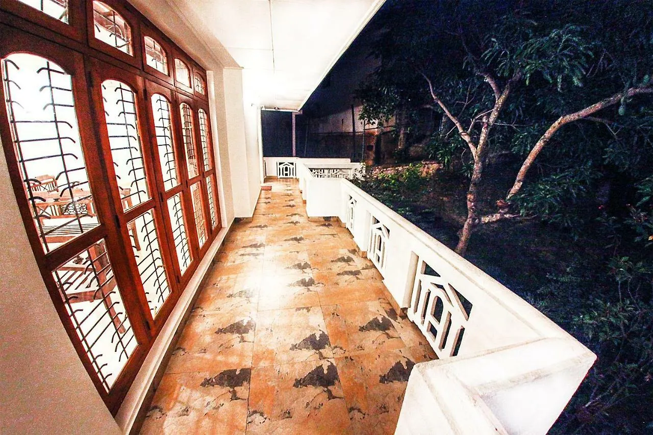 12 B Lewella Road, Kandy. Kandy